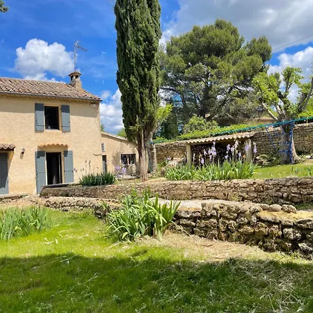 Holiday home Maison De Charme Avec Jardin - Centre Village, Pont Du Gard 5 Min, Uzes