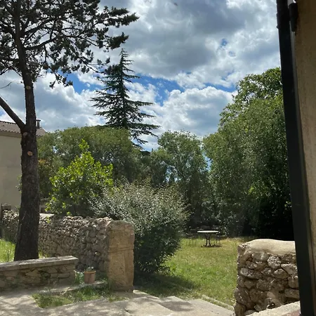 Maison De Charme Avec Jardin - Centre Village, Pont Du Gard 5 Min, Uzès *