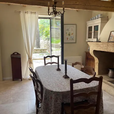 Maison De Charme Avec Jardin - Centre Village, Pont Du Gard 5 Min, Uzes Holiday home