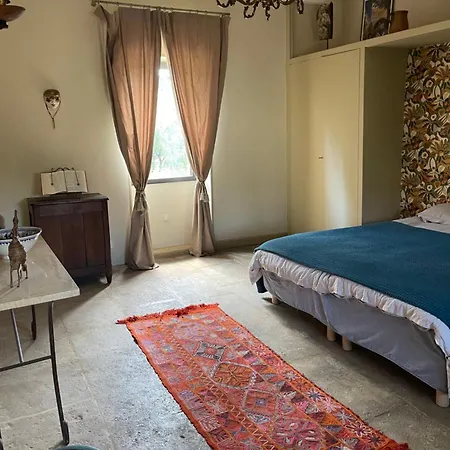 Maison De Charme Avec Jardin - Centre Village, Pont Du Gard 5 Min, Uzes *