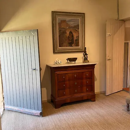 Holiday home Maison De Charme Avec Jardin - Centre Village, Pont Du Gard 5 Min, Uzes